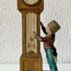 Ancienne pendulette avec personnage en régule
